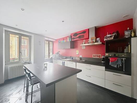 Appartement à louer 792 € 2 pièces 1 chambre 61 m² Étage 1/2 La Colline Meximieux 01800