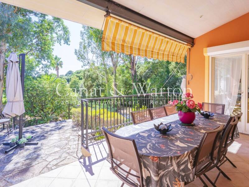Maison à vendre, 120m², LA CROIX VALMER