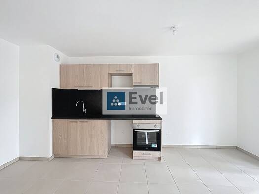 Appartement à louer 858 € 3 pièces 2 chambres 67 m² RDC/3 Militaire-Saint André-Jérusalem Montigny-lès-Metz 57950