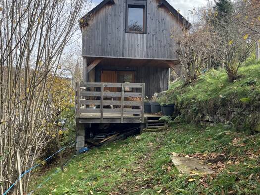 Maison à vendre 113 400 € 5 pièces 2 chambres 56 m² 1 399 m² de terrain Marchastel 15400