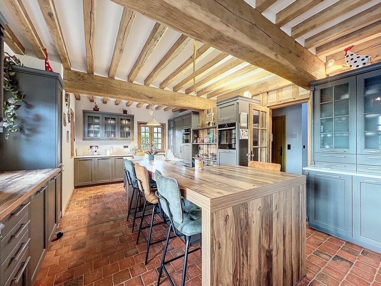 Maison à vendre, 262m², CHAUMONT EN VEXIN