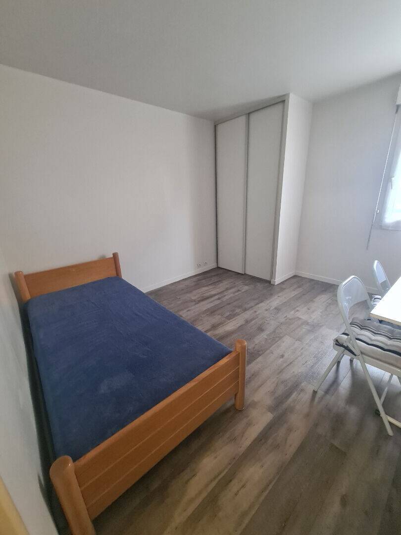 Maison à louer, 17m², LE KREMLIN BICETRE