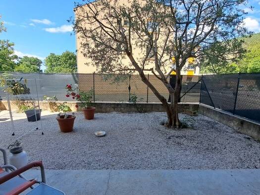 Appartement en viager occupé Bouquet 43 500 € 3 pièces 2 chambres 69 m² RDC/2 Route de Marseille Digne-les-Bains 04000