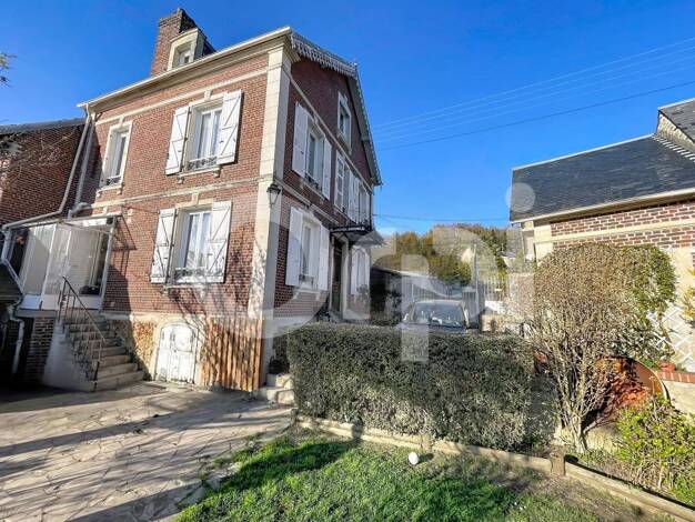 Maison à vendre 264 000 € 6 pièces 5 chambres 155,6 m² 550 m² de terrain Centre Est Liancourt 60140