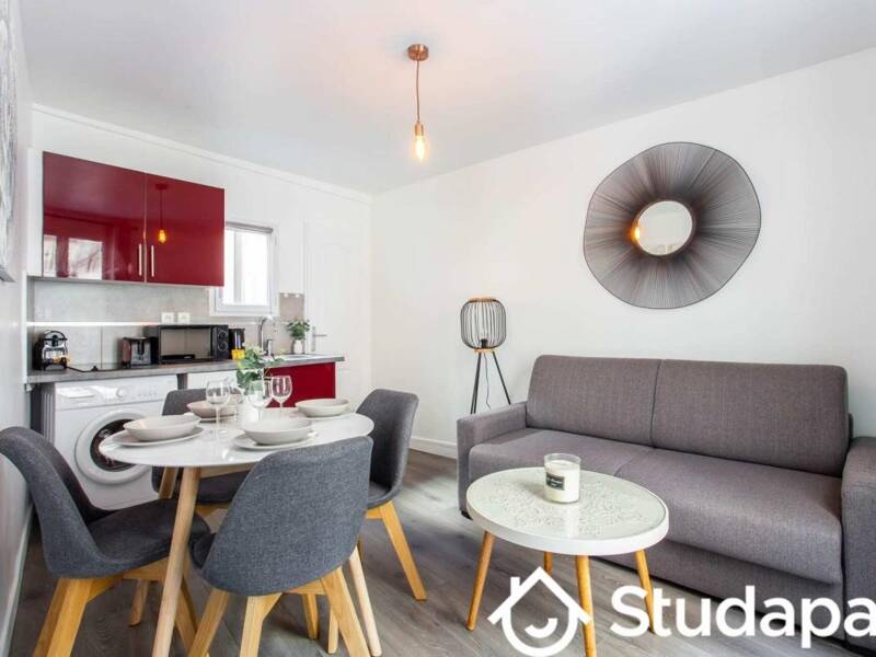 Maison à louer, 35m², PARIS 18E