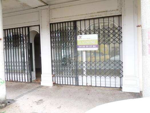 Pret-à-Porter à vendre 65 000 € 55 m² de surface de vente Tarascon 13150