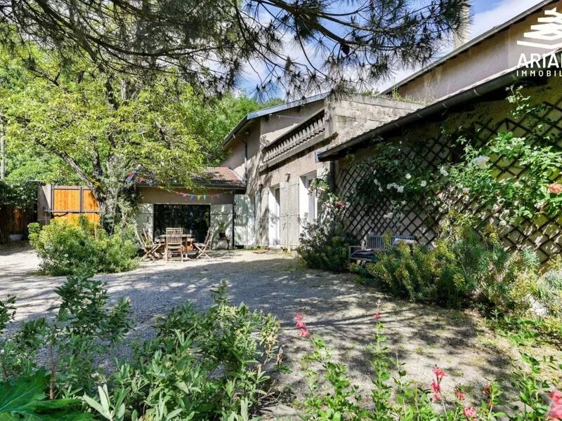 Maison à vendre, 210m², SAINTE FOY LES LYON