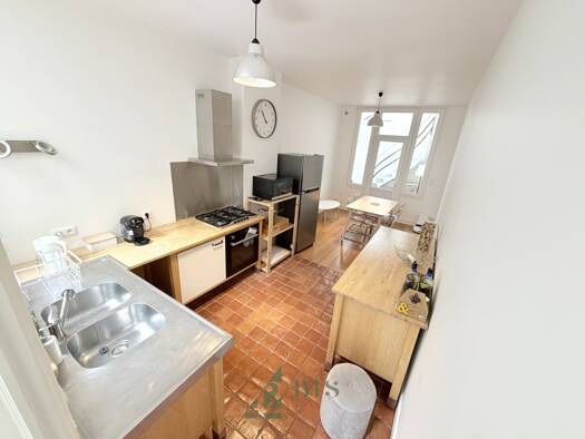 Duplex à louer 700 € 3 pièces 2 chambres 91 m² RDC Roanne 42300