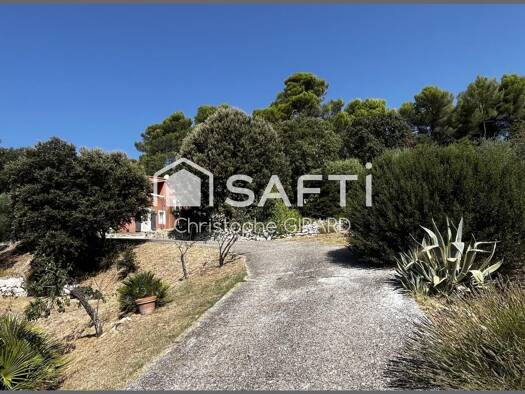 Maison à vendre 485 000 € 5 pièces 3 chambres 134 m² 8 016 m² de terrain La Tour-d'Aigues 84240