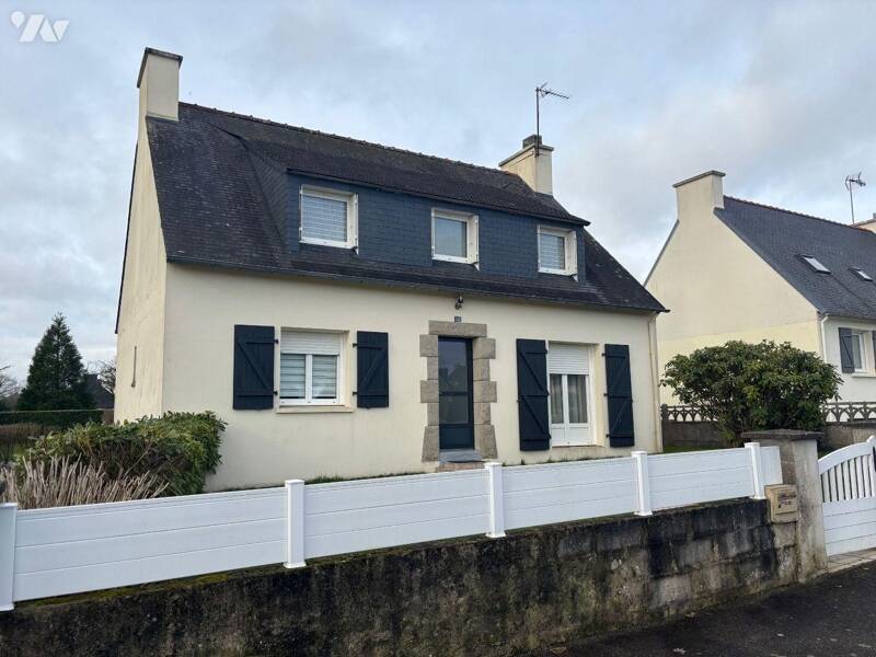 Maison à vendre, 117m², SAINT GOAZEC