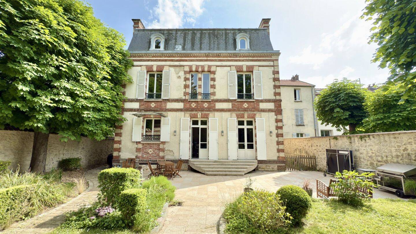 Maison à vendre, 252m², DEUIL LA BARRE