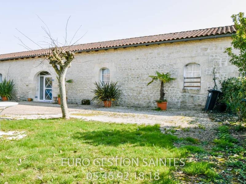 Maison à louer, 75m², LES ESSARDS