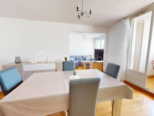 Appartement à vendre 90 000 € 3 pièces 2 chambres 70,5 m² Étage 4/13 Activités Orléans 45100