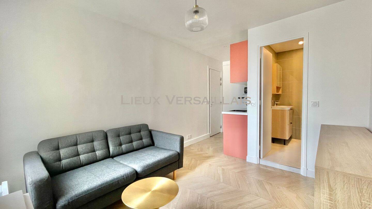 Maison à louer, 18m², VERSAILLES