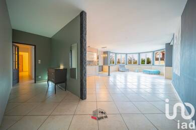 Appartement à vendre 251 000 € 5 pièces 4 chambres 124 m² RDC/2 Nord Ouest Hagondange 57300