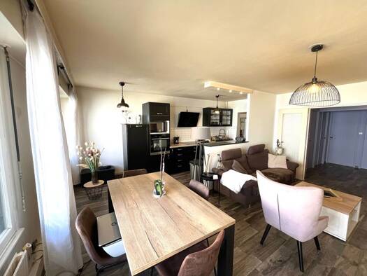 Appartement à vendre 199 000 € 3 pièces 2 chambres 74 m² Étage 2/5 Sablon Metz 57000