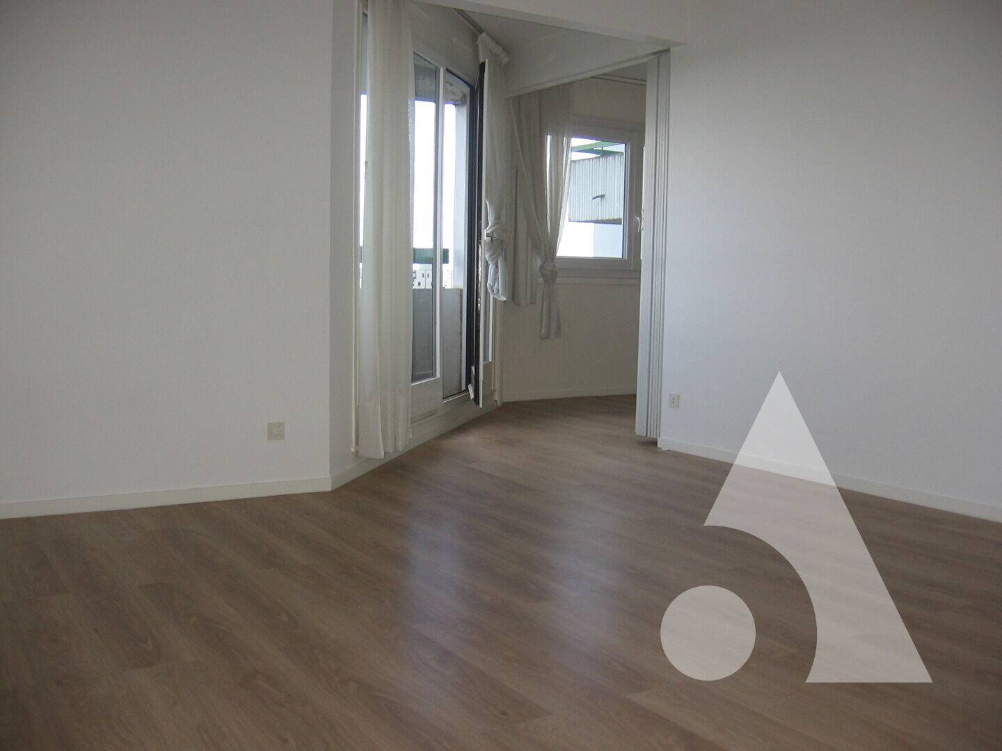 Maison à louer, 62m², COURCOURONNES