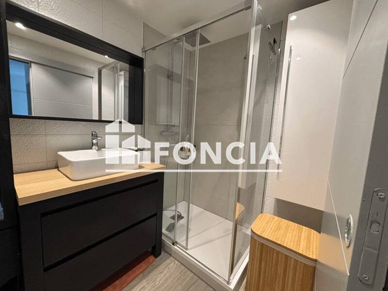 Maison à louer, 64m², NICE