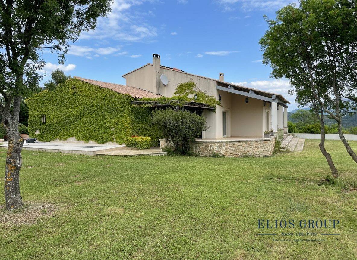 Maison à vendre, 136m², PLAN D'AUPS SAINTE BAUME