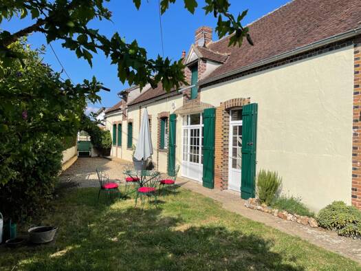 Maison à vendre 149 900 € 5 pièces 3 chambres 121 m² 7 412 m² de terrain Les Ormes 89110