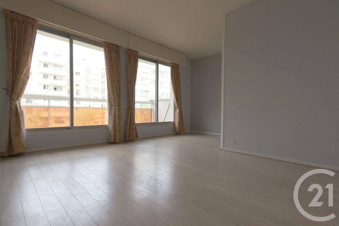 Maison à louer, 28m², COURBEVOIE