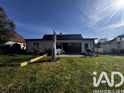 Maison à vendre 330 900 € 9 pièces 4 chambres 187 m² 2 534 m² de terrain Avoise 72430