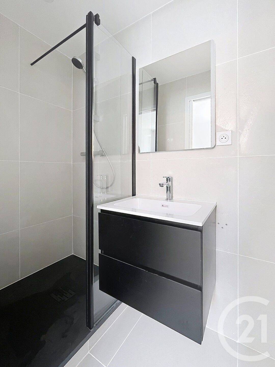 Maison à louer, 26m², NANTERRE