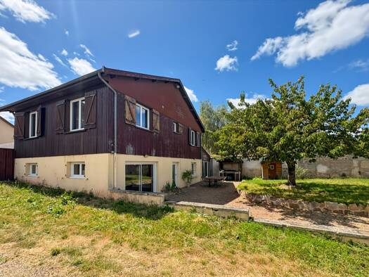 Maison à vendre 175 000 € 5 pièces 4 chambres 143 m² 1 136 m² de terrain Melay 71340