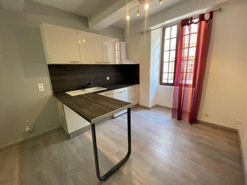 Maison à louer, 33m², PIERRELATTE