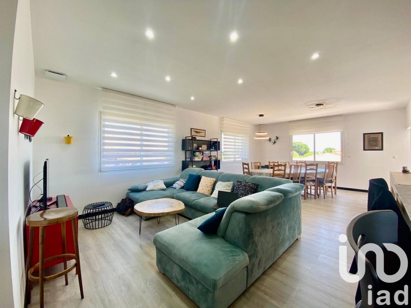 Maison à vendre, 246m², VILLEMOUSTAUSSOU