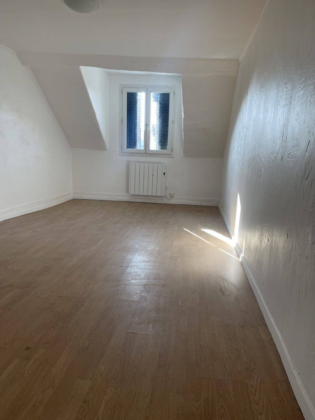 Maison à louer, 45m², NANTERRE