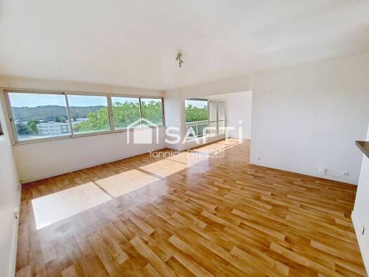 Appartement à vendre 90 000 € 4 pièces 2 chambres 97 m² Briand Leclerc Sens 89100