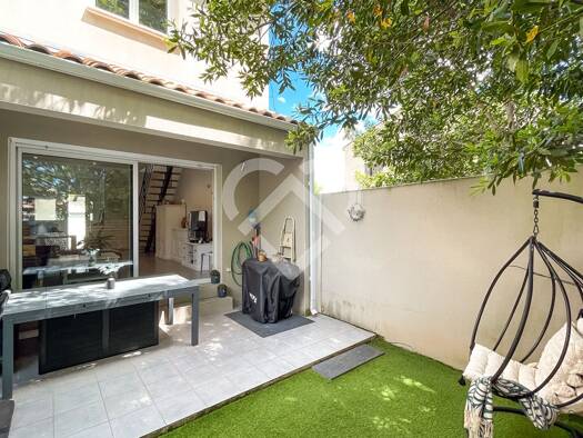 Maison à vendre 369 000 € 4 pièces 3 chambres 75 m² 101 m² de terrain Sud Le Crès 34920
