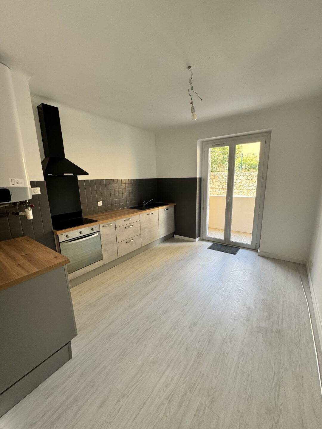 Maison à louer, 84m², AJACCIO