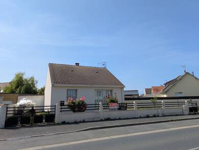 Maison à louer 800 € 3 pièces 2 chambres 60 m² Bourg Sud Ouistreham 14150