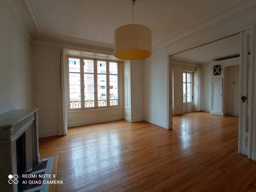 Appartement à louer 1 870 € 7 pièces 5 chambres 179 m² Étage 2/4 Bayonne 64100