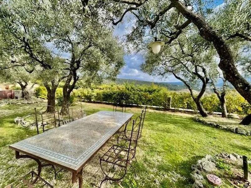 Maison à vendre, 168m², SAINT SATURNIN LES APT