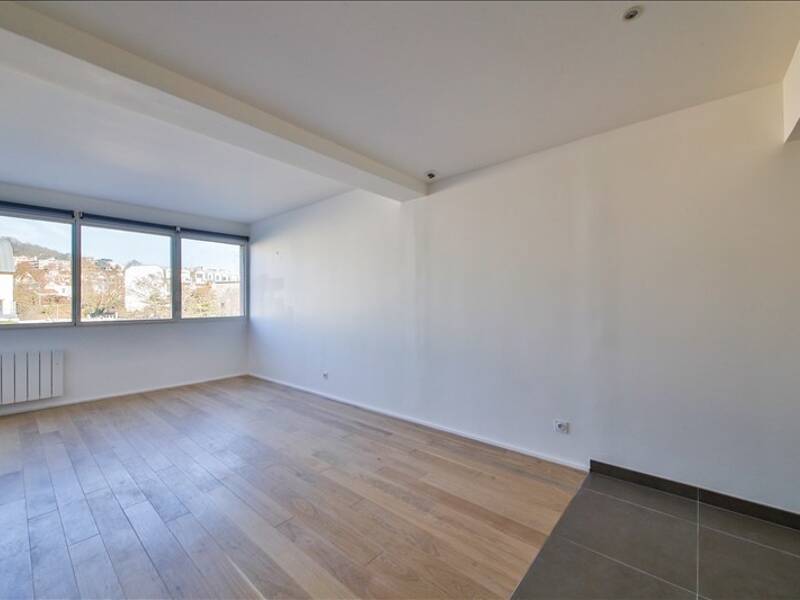 Maison à louer, 85m², SURESNES