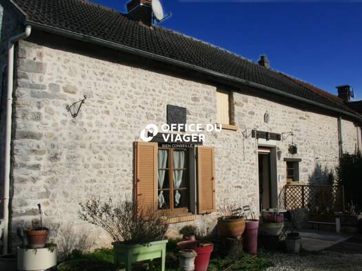 Maison en viager occupé Bouquet 69 300 € 3 pièces 2 chambres 61 m² 509 m² de terrain Guigneville-sur-Essonne 91590