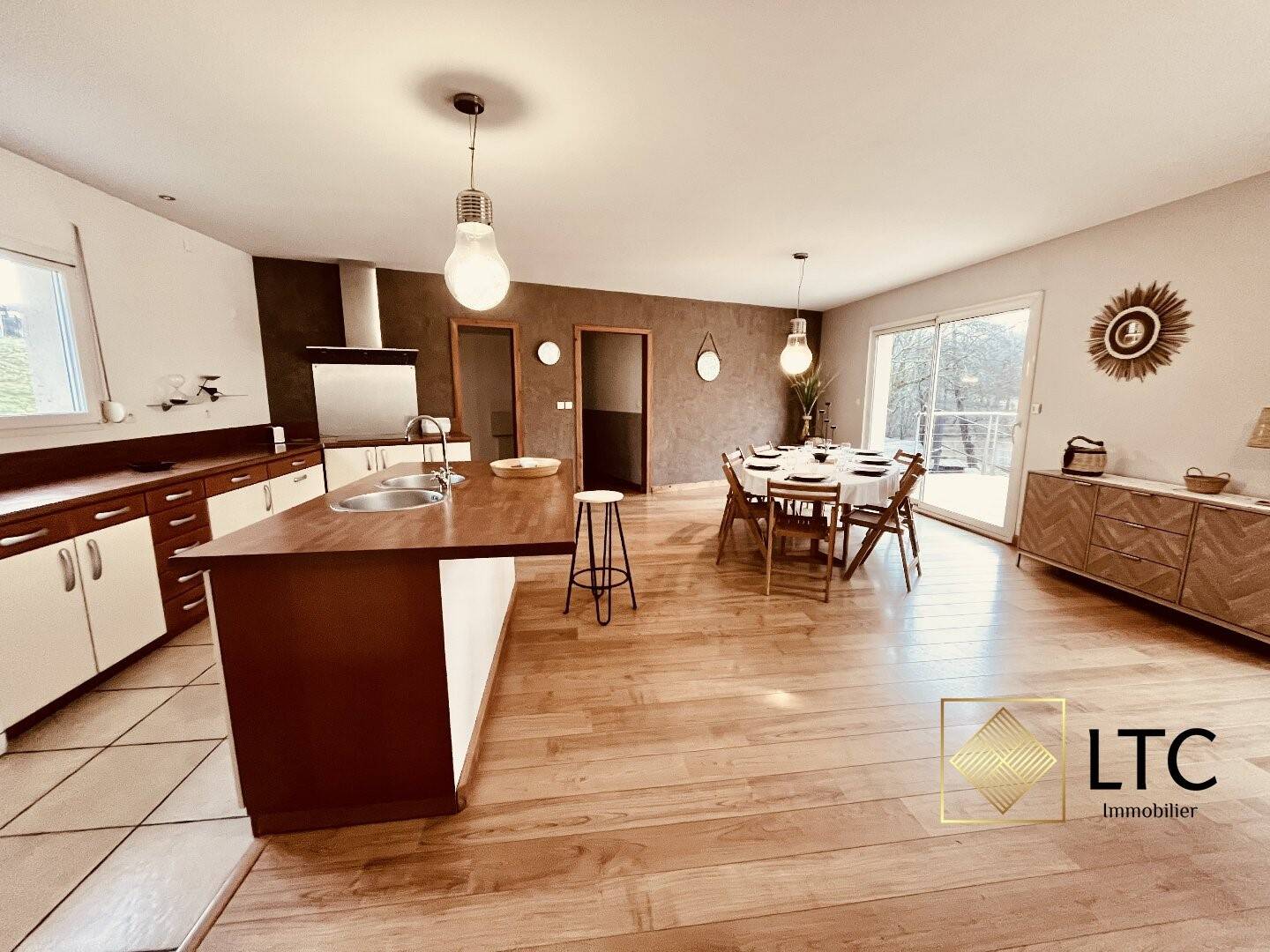 Maison à vendre, 204m², SADIRAC
