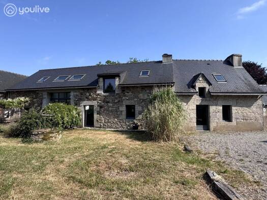 Maison à vendre 399 800 € 12 pièces 5 chambres 275 m² disponible dès maintenant Saint-Gérand Saint-Gérand-Croixanvec 56920