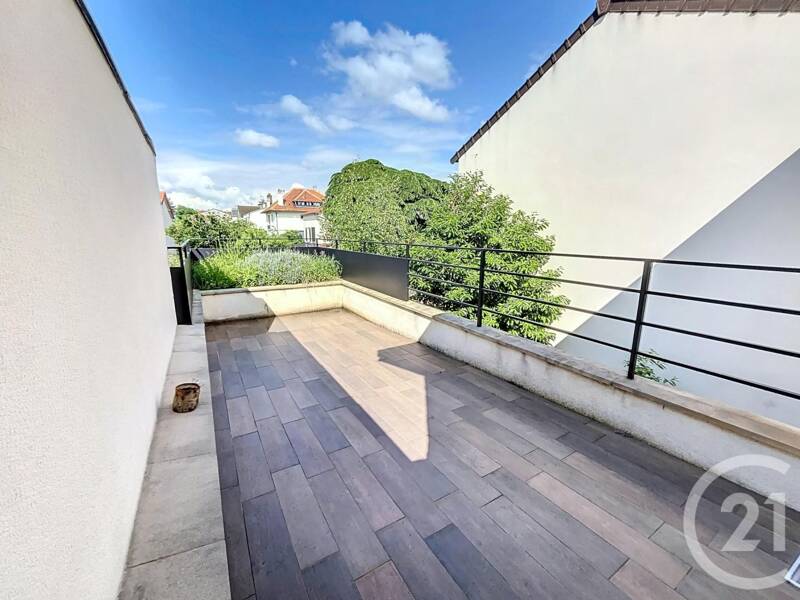 Maison à louer, 159m², NANTERRE