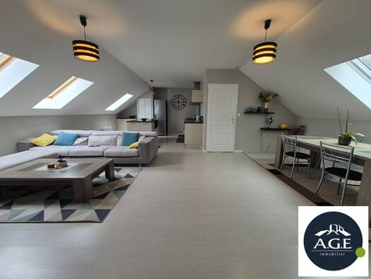 Appartement à vendre 219 000 € 3 pièces 2 chambres 71 m² RDC Épernon 28230