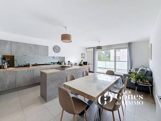 Appartement à vendre 430 000 € 4 pièces 3 chambres 86,28 m² Étage 1/3 Est Craponne 69290