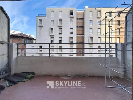Appartement à vendre 73 000 € 1 pièce 21 m² 2ème étage Le chapitre Marseille 1er arrondissement 13001