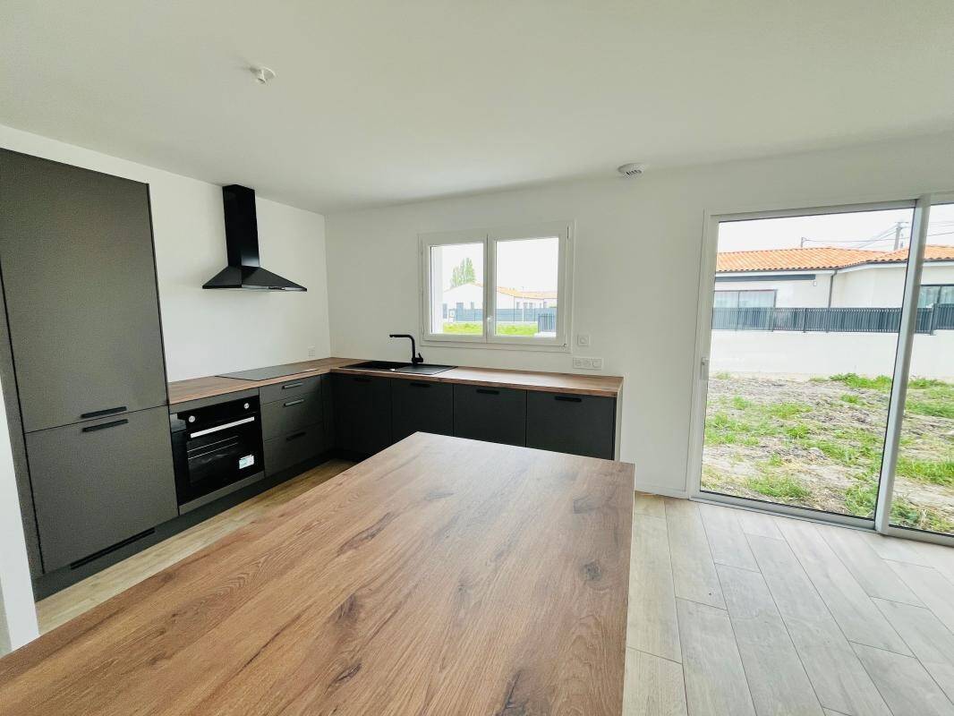 Maison à vendre, 96m², MEDIS