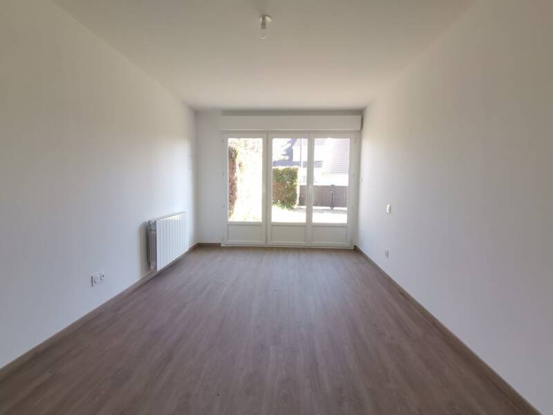 Maison à louer, 105m², ANGERVILLE LA CAMPAGNE