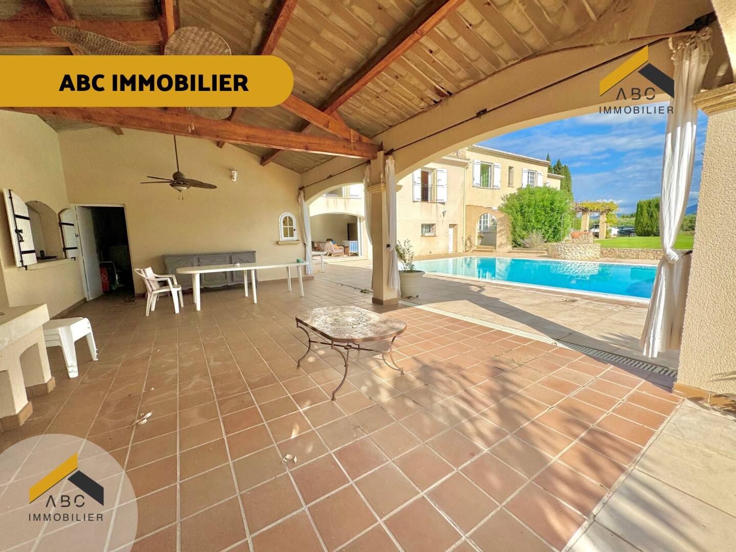 Maison à vendre, 350m², CAMARET SUR AIGUES