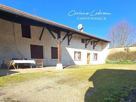 Ferme à vendre 189 000 € 4 pièces 2 chambres 90 m² 1 590 m² de terrain Grièges 01290
