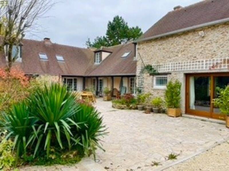 Maison à vendre, 330m², LA CELLE LES BORDES